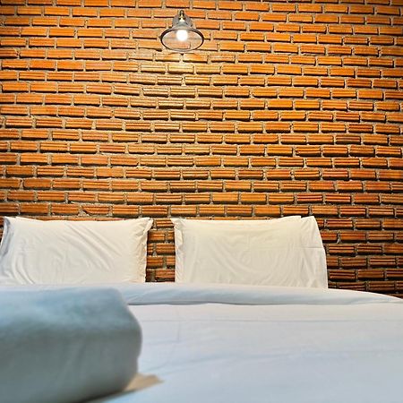 S1 City Hotel Buriram Exteriör bild