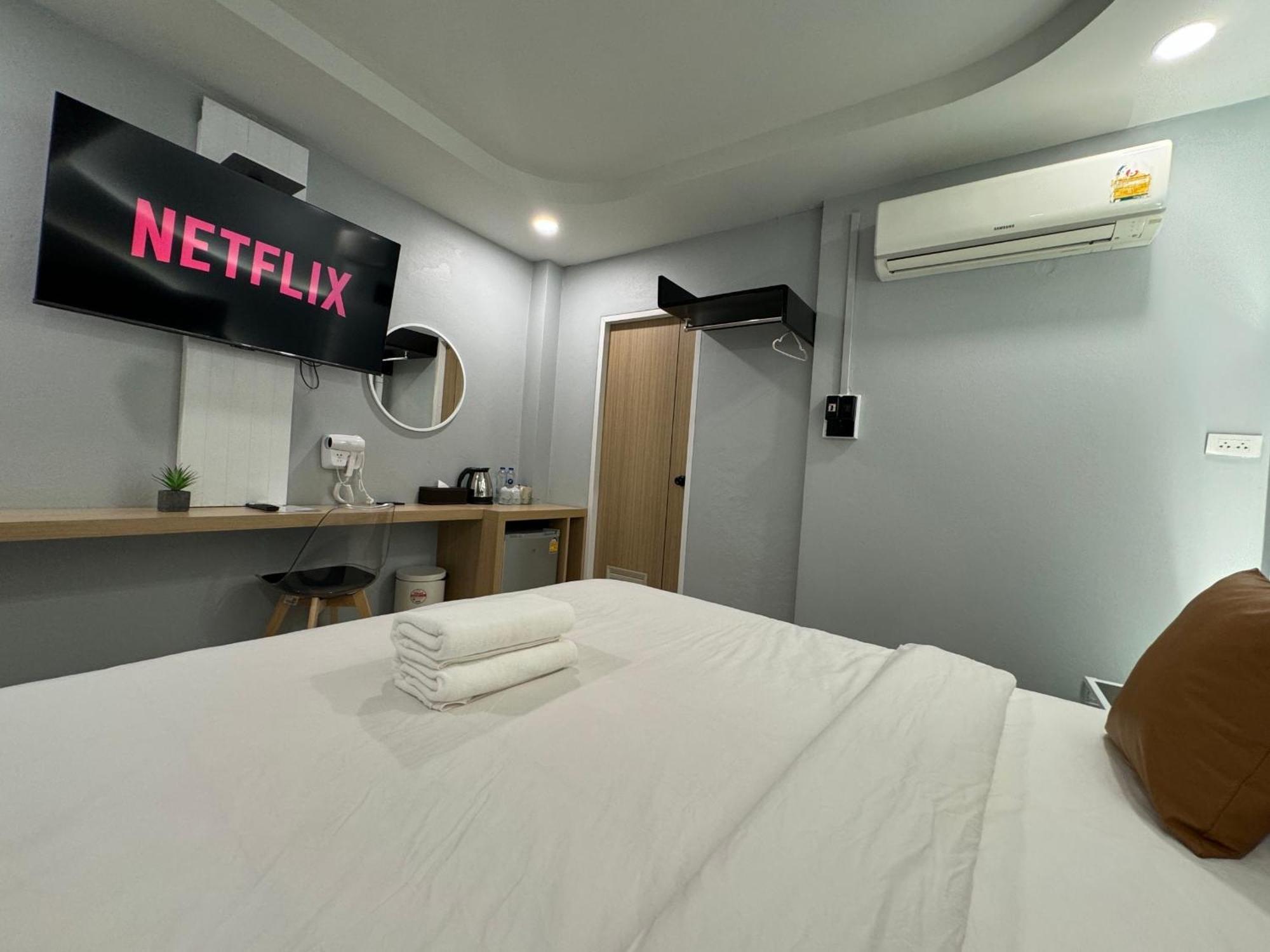 S1 City Hotel Buriram Exteriör bild