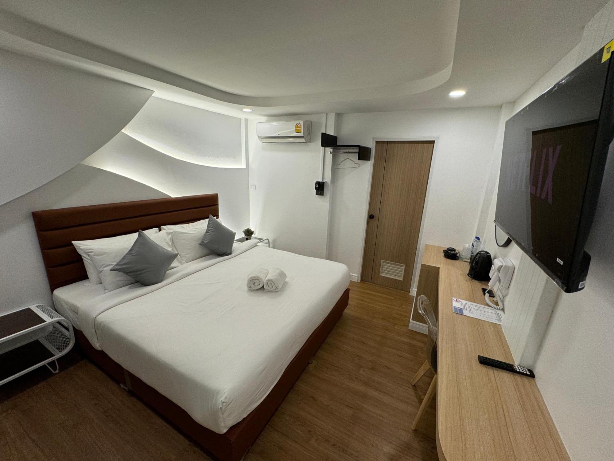 S1 City Hotel Buriram Exteriör bild