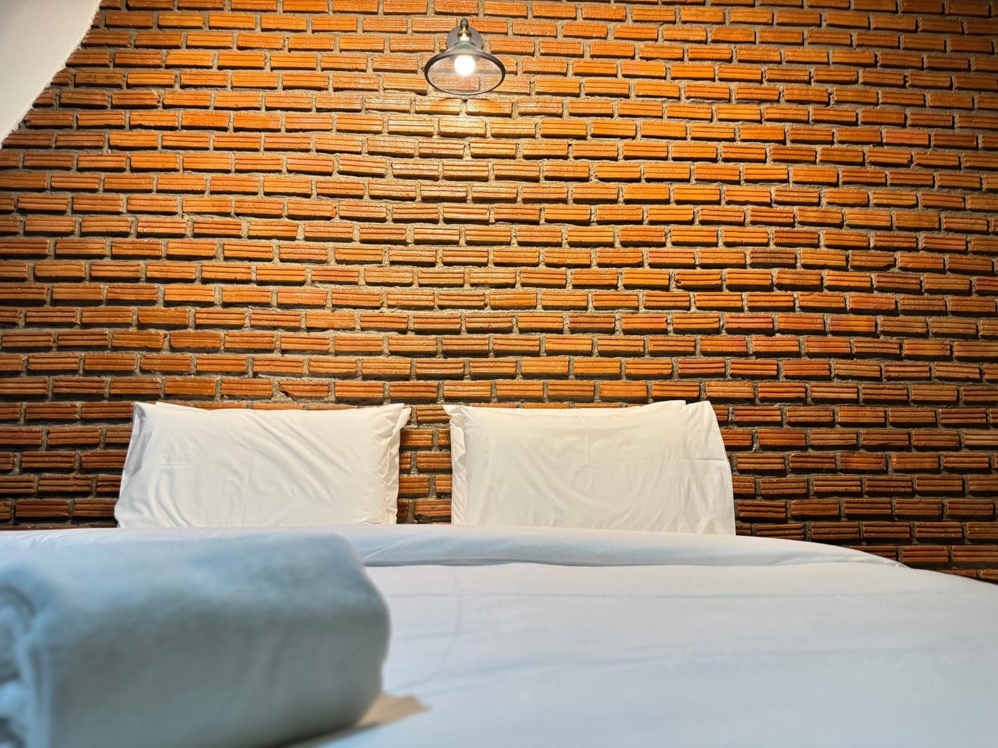 S1 City Hotel Buriram Exteriör bild