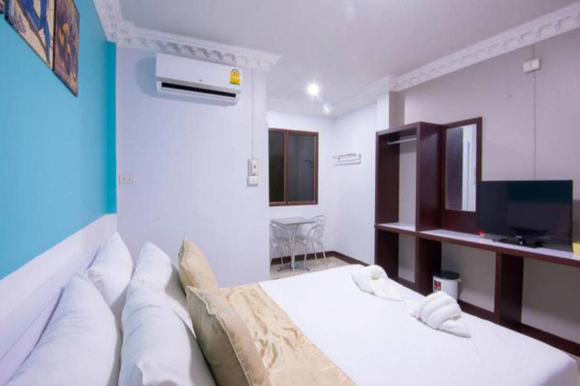 S1 City Hotel Buriram Exteriör bild
